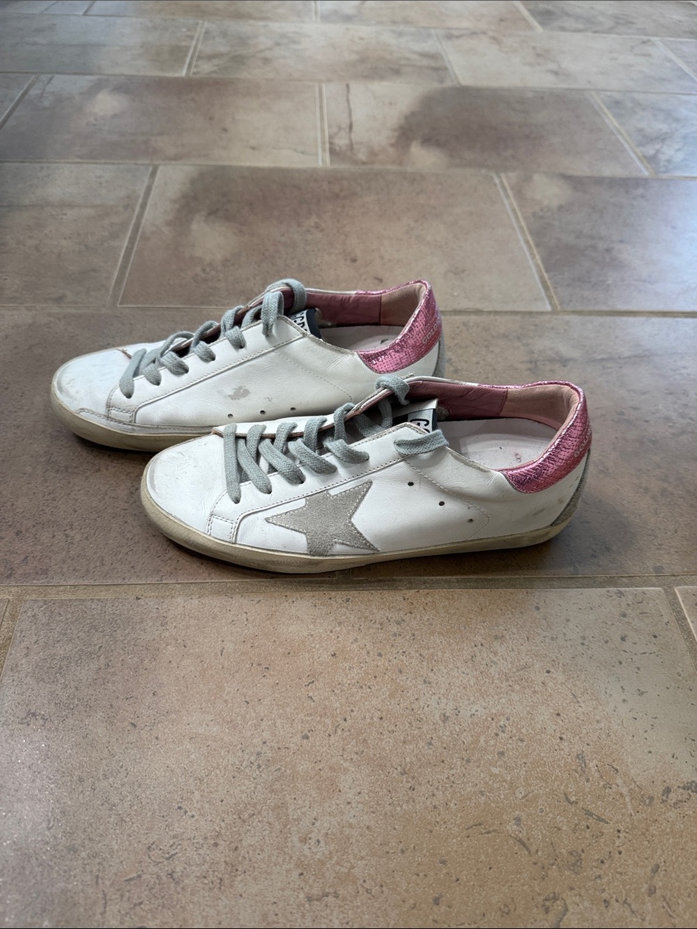 Golden goose size 7